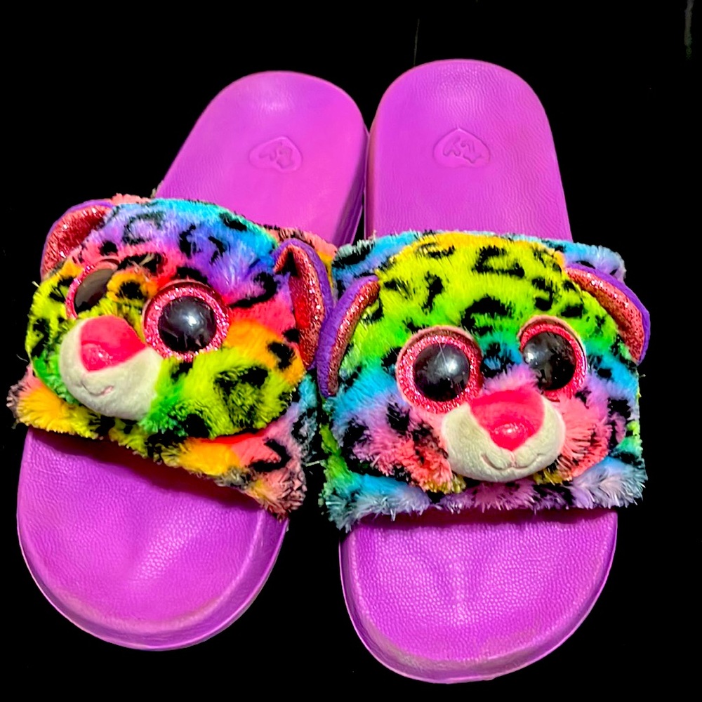 Purple Ty house slippers size 5